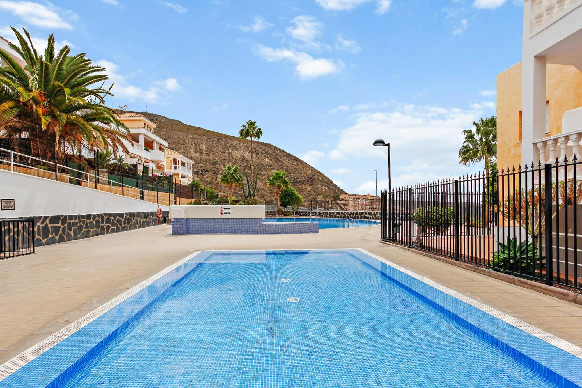 1 Bedroom Giuly Sea Views In Los Cristianos Los Cristianos  Εξωτερικό φωτογραφία